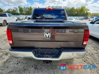 Zdjęcie 6 z 12 samochodu: 2015 RAM 1500 SLT VIN:1C6RR6LM3FS590312 - miniatura