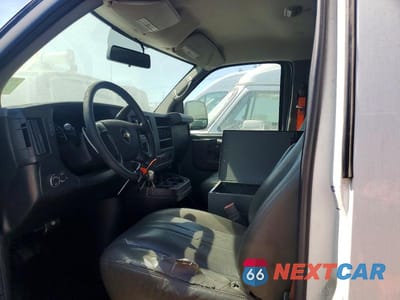 Zdjęcie 7 z 13 samochodu: 2014 CHEV EXPRESS G2500 VIN:1GCWGFCB1E1133843 - miniatura