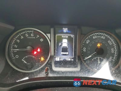 Zdjęcie 9 z 11 samochodu: 2023 TOYOTA TACOMA TRD SPORT VIN:3TMCZ5AN3PM579213 - miniatura