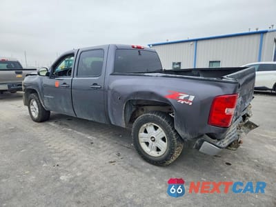 Drugie zdjęcie samochodu z przodu: 2011 CHEVROLET SILVERADO K1500 LT VIN:3GCPKSE38BG188546 - miniatura