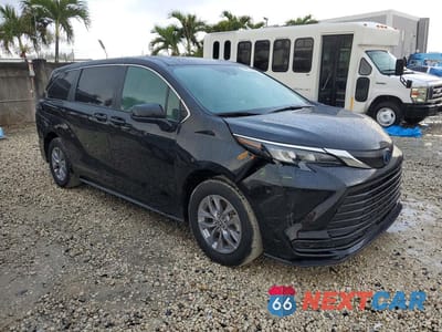 Czwarte zdjęcie samochodu z boku: 2025 TOYOTA SIENNA LE 8-PASSENGER VIN:5TDKRKECXSS226706 - miniatura