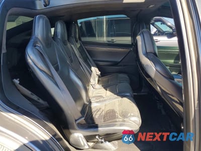 Zdjęcie 11 z 13 samochodu: 2017 TESLA MODEL X VIN:5YJXCAE25HF038102 - miniatura