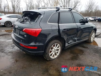 Trzecie zdjęcie samochodu z tyłu: 2010 AUDI Q5 VIN:WA1CKAFP2AA080053 - miniatura