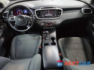 Zdjęcie 8 z 13 samochodu: 2019 KIA SORENTO LX VIN:5XYPGDA30KG592345 - miniatura