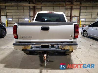 Zdjęcie 6 z 11 samochodu: 2006 CHEVROLET SILVERADO K1500 VIN:2GCEK13T961103913 - miniatura