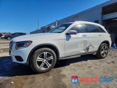 2017 MERCEDES-BENZ GLC 300 WDC0G4JB1HF196567 - główne zdjęcie licytacji z USA - miniatura
