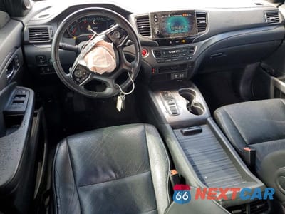 Zdjęcie 8 z 12 samochodu: 2021 HONDA PASSPORT EXL VIN:5FNYF8H55MB004245 - miniatura