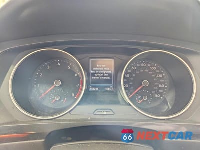 Zdjęcie 9 z 13 samochodu: 2018 VOLKSWAGEN TIGUAN SE VIN:3VV2B7AX5JM170085 - miniatura