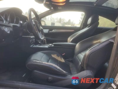 Zdjęcie 7 z 11 samochodu: 2013 MERCEDES-BENZ C 250 VIN:WDDGJ4HB1DG054046 - miniatura