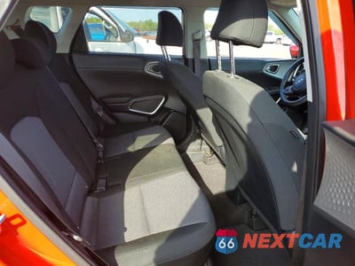 Zdjęcie 10 z 12 samochodu: 2022 KIA SOUL LX VIN:KNDJ23AU6N7155331 - miniatura