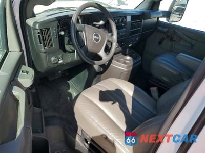 Zdjęcie 8 z 13 samochodu: 2020 GMC SAVANA BOX TRUCK VIN:7GZ37TCG0LN003400 - miniatura