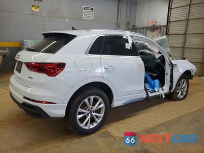 Trzecie zdjęcie samochodu z tyłu: 2025 AUDI Q3 PREMIUM S LINE 45 VIN:WA1DECF37S1004205 - miniatura