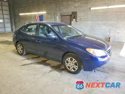Czwarte zdjęcie samochodu z boku: 2010 HYUNDAI ELANTRA GLS VIN:KMHDU4AD0AU082378 - miniatura