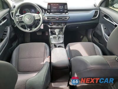 Zdjęcie 8 z 13 samochodu: 2021 KIA SELTOS S VIN:KNDEUCAAXM7156580 - miniatura