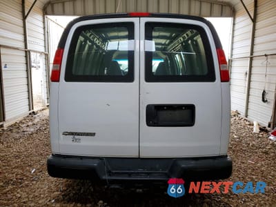 Zdjęcie 6 z 13 samochodu: 2017 CHEVROLET EXPRESS G2500 VIN:1GCWGAFF5H1346431 - miniatura