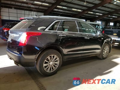 Trzecie zdjęcie samochodu z tyłu: 2017 CADILLAC XT5 LUXURY VIN:1GYKNDRS7HZ217519 - miniatura