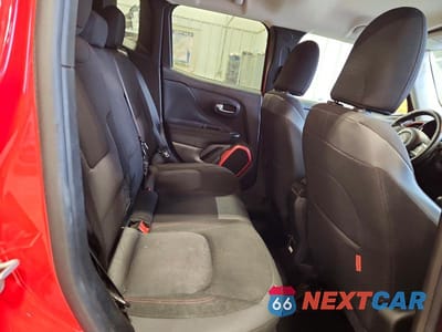 Zdjęcie 10 z 12 samochodu: 2016 JEEP RENEGADE TRAILHAWK VIN:ZACCJBCTXGPC51382 - miniatura