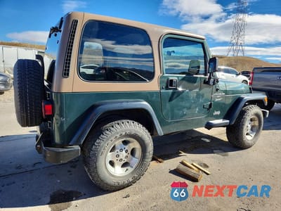 Trzecie zdjęcie samochodu z tyłu: 2002 JEEP WRANGLER / TJ SPORT VIN:1J4FA49S32P731769 - miniatura