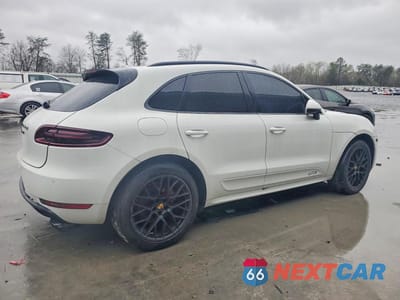 Trzecie zdjęcie samochodu z tyłu: 2017 PORSCHE MACAN GTS VIN:WP1AG2A52HLB55714 - miniatura