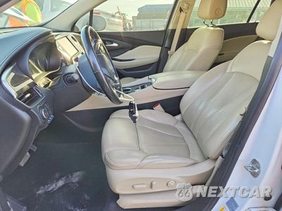 Zdjęcie 7 z 14 samochodu: 2020 BUICK ENVISION PREMIUM II VIN:LRBFX4SX1LD156468 - miniatura