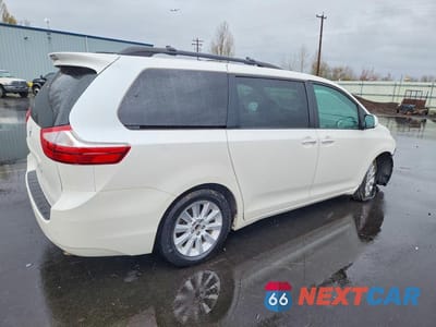 Trzecie zdjęcie samochodu z tyłu: 2015 TOYOTA SIENNA XLE 7-PASSENGER VIN:5TDDK3DC4FS119497 - miniatura