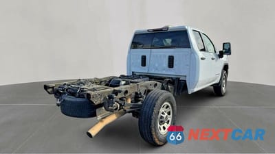 Czwarte zdjęcie samochodu z boku: 2021 GMC SIERRA C2500 HEAVY DUTY VIN:1GD28LE79MF241644 - miniatura