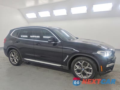 Czwarte zdjęcie samochodu z boku: 2020 BMW X3 SDRIVE30I VIN:5UXTY3C09L9D22270 - miniatura