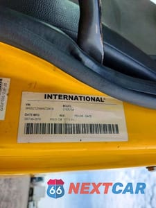 Zdjęcie 10 z 10 samochodu: 2019 INTERNATIONAL LT625 SEMI TRUCK VIN:3HSDZTZR8KN729018 - miniatura