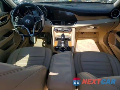 Zdjęcie 8 z 11 samochodu: 2017 ALFA ROMEO GIULIA TI Q4 VIN:ZARFAEEN0H7554494 - miniatura