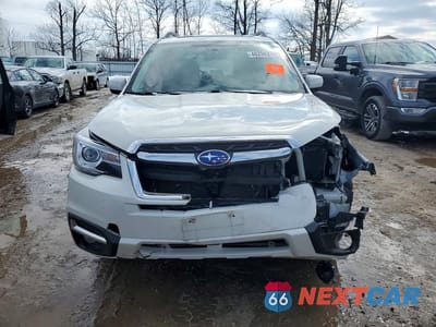 Piąte zdjęcie samochodu w środku: 2018 SUBARU FORESTER 2.5I LIMITED VIN:JF2SJARC4JH549987 - miniatura