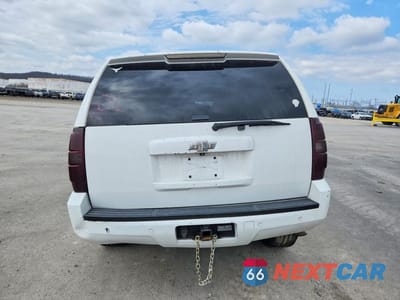 Zdjęcie 6 z 12 samochodu: 2013 CHEVROLET TAHOE C1500 LT VIN:1GNSCBE08DR187159 - miniatura