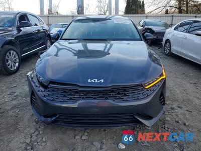Piąte zdjęcie samochodu w środku: 2023 KIA K5 LXS VIN:5XXG14J26PG219704 - miniatura