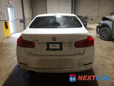 Zdjęcie 6 z 12 samochodu: 2017 BMW 330 XI VIN:WBA8D9C3XHA004481 - miniatura