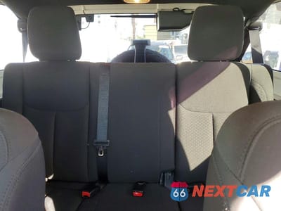 Zdjęcie 10 z 13 samochodu: 2014 JEEP WRANGLER UNLIMITED SPORT VIN:1C4BJWDGXEL270214 - miniatura