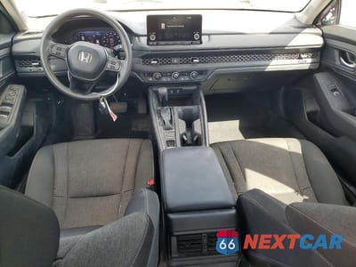 Zdjęcie 8 z 13 samochodu: 2025 HONDA ACCORD SE VIN:1HGCY1F42SA032517 - miniatura