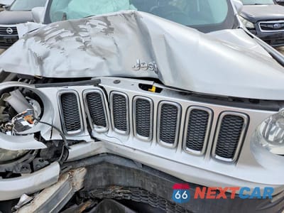 Zdjęcie 11 z 12 samochodu: 2015 JEEP RENEGADE LIMITED VIN:ZACCJBDT2FPC30071 - miniatura
