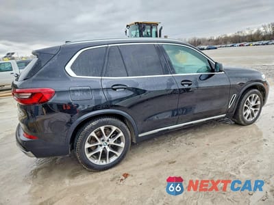 Trzecie zdjęcie samochodu z tyłu: 2019 BMW X5 XDRIVE40I VIN:5UXCR6C59KLL38655 - miniatura