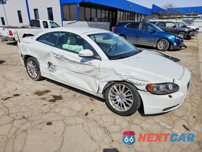 Czwarte zdjęcie samochodu z boku: 2008 VOLVO C70 T5 VIN:YV1MC67248J045266 - miniatura