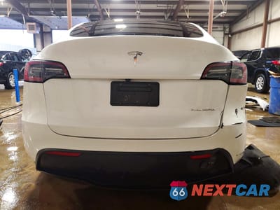 Zdjęcie 6 z 15 samochodu: 2023 TESLA MODEL Y VIN:7SAYGDEE7PF837725 - miniatura