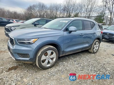 2022 VOLVO XC40 T5 MOMENTUM YV4162UK4N2788199 - główne zdjęcie licytacji z USA - miniatura
