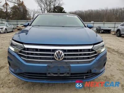 Piąte zdjęcie samochodu w środku: 2020 VOLKSWAGEN JETTA S VIN:3VWCB7BUXLM065176 - miniatura