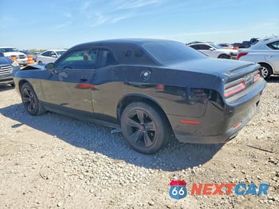 Drugie zdjęcie samochodu z przodu: 2016 DODGE CHALLENGER SXT VIN:2C3CDZAGXGH290355 - miniatura