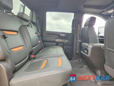 Zdjęcie 10 z 12 samochodu: 2021 GMC SIERRA K2500 AT4 VIN:1GT49PEY7MF217448 - miniatura