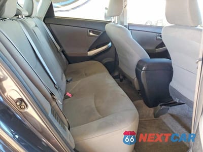 Zdjęcie 10 z 12 samochodu: 2014 TOYOTA PRIUS TWO VIN:JTDKN3DU2E1778391 - miniatura