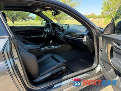 Piąte zdjęcie samochodu w środku: 2014 BMW 228 I VIN:WBA1F5C51EV255559 - miniatura