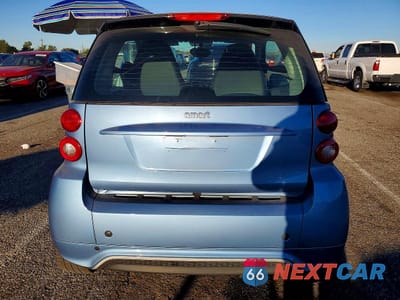 Zdjęcie 6 z 14 samochodu: 2014 SMART FORTWO PURE VIN:WMEEJ3BA0EK773817 - miniatura