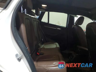 Zdjęcie 11 z 12 samochodu: 2018 BMW X1 XDRIVE28I VIN:WBXHT3C34J3H30064 - miniatura