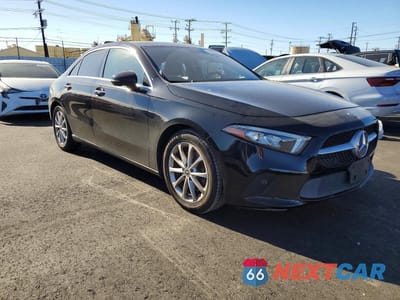 Czwarte zdjęcie samochodu z boku: 2021 MERCEDES-BENZ A 220 VIN:W1K3G4EB0MJ288540 - miniatura