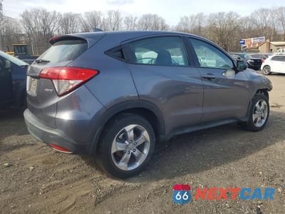 Trzecie zdjęcie samochodu z tyłu: 2021 HONDA HR-V LX VIN:3CZRU6H35MM733350 - miniatura