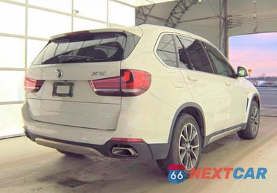 Czwarte zdjęcie samochodu z boku: 2018 BMW X5 XDRIVE35I VIN:5UXKR0C52J0Y02782 - miniatura